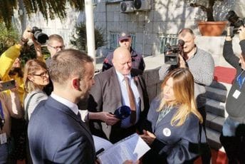 Spajić stigao u Skupštinu, uskoro počinje Premijerski sat Spajić stigao u Skupštinu, uskoro počinje Premijerski sat