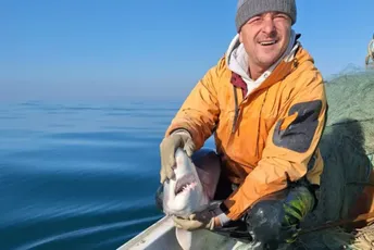 Ribar iz Ulcinja ulovio mako ajkulu