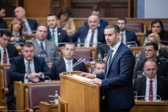 Spajić nakon premijerskog sata: Ovo je nova kultura dijaloga, ovako se ide ka EU Spajić nakon premijerskog sata: Ovo je nova kultura dijaloga, ovako se ide ka EU