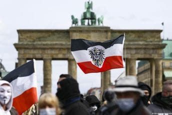 Njemački ultradesničari imaju novi plan: Strategija im je kupovina zemlje po zabačenim selima Njemački ultradesničari imaju novi plan: Strategija im je kupovina zemlje po zabačenim selima