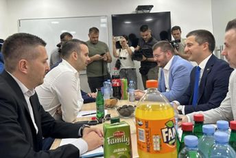 M portal: Dragan Klikovac na čelu policije ili kriza Vlade? Sa ranijeg sastanka PES i Demokrata