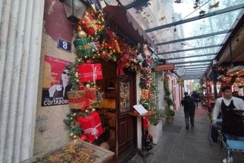 Pitali smo Podgoričane gdje će za Novu godinu: Od dočeka na Trgu do provoda u klubovima Pitali smo Podgoričane gdje će za Novu godinu: Od dočeka na Trgu do provoda u klubovima