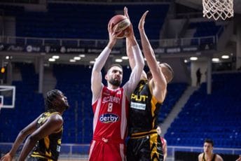 Šok u "Morači": SC Derbi za 10 minuta od plus 19 do poraza, Perković sa zvukom sirene za pobjedu Splita Šok u "Morači": SC Derbi za 10 minuta od plus 19 do poraza, Perković sa zvukom sirene za pobjedu Splita