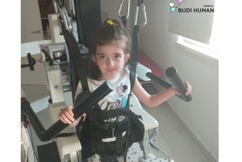 Fondacija "Budi human": Obezbijeđen novac za liječenje Lane Šćepanović Fondacija "Budi human": Obezbijeđen novac za liječenje Lane Šćepanović