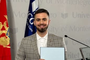 Marko Vulević, najbolji student Univerziteta Crne Gore: Nema prepreka na putu do znanja Marko Vulević, najbolji student Univerziteta Crne Gore: Nema prepreka na putu do znanja