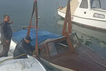 Bar: Spriječeno potapanje barke Bar: Spriječeno potapanje barke