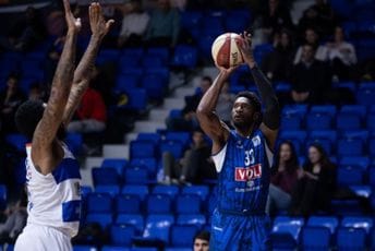 Mornar stao na korak od pobjede: 'Plavi' slavili nakon produžetka, košarkaški spektakl u "Morači" Mornar stao na korak od pobjede: 'Plavi' slavili nakon produžetka, košarkaški spektakl u "Morači"