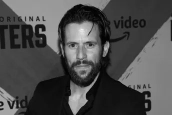 Holivudski glumac poginuo u tragičnoj nesreći, s njim u avionu bile i dvije ćerke Holivudski glumac poginuo u tragičnoj nesreći, s njim u avionu bile i dvije ćerke