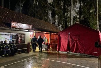Drama u Sloveniji: Petoro ljudi zarobljeno u pećini