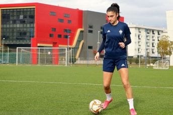 UEFA u liku šesnaestogodišnje Podgoričanke prepoznala jednog od najvećih evropskih talenata: Mašin let u zvijezde UEFA u liku šesnaestogodišnje Podgoričanke prepoznala jednog od najvećih evropskih talenata: Mašin let u zvijezde