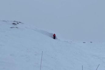 Italija: Dvoje skijaša poginulo u lavini, tijelo jednog pronašli u jezeru Italija: Dvoje skijaša poginulo u lavini, tijelo jednog pronašli u jezeru