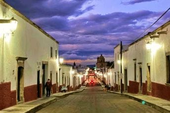 Meksiko: Prijete ljudima da će ih poubijati ako ne budu koristili wi-fi mrežu Meksiko: Prijete ljudima da će ih poubijati ako ne budu koristili wi-fi mrežu