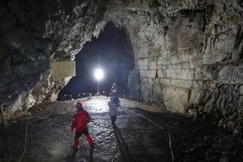 Petoro ljudi i dalje zarobljeno u slovenačkoj pećini, objavljene nove fotografije iz nje