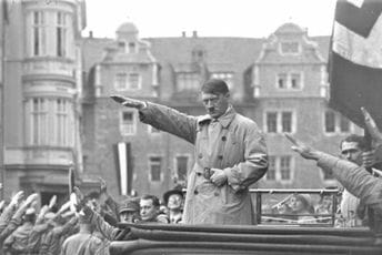 Tačno prije vijek: 1924. je bila godina važnih događaja koji su imali uticaja na čitavo čovječanstvo Tačno prije vijek: 1924. je bila godina važnih događaja koji su imali uticaja na čitavo čovječanstvo