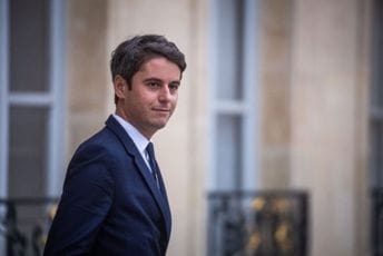 Francuska ima novog premijera: Gabrijel Atal najmlađi šef Vlade u istoriji zemlje Francuska ima novog premijera: Gabrijel Atal najmlađi šef Vlade u istoriji zemlje