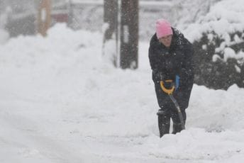 Poljska na udaru akrtičke oluje: Dvije osobe preminule od hipotermije Poljska na udaru akrtičke oluje: Dvije osobe preminule od hipotermije