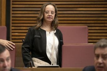 Španija: Prvi put u istoriji, u klupama i poslanica sa Daunovim sindromom Španija: Prvi put u istoriji, u klupama i poslanica sa Daunovim sindromom