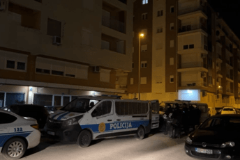 Počelo rušenje zgrade Lamele C, u zgradi vlasnici stanova Počelo rušenje zgrade Lamele C, u zgradi vlasnici stanova