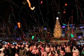 Koncerti i praznični bazar u Portonovom privukli veliki broj gostiju Koncerti i praznični bazar u Portonovom privukli veliki broj gostiju