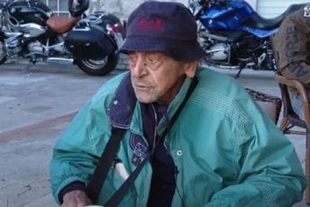 Slike su moje priče: Mali salon hercegnovskih galerija posvećen Voju Staniću u čast njegovog 100. rođendana Slike su moje priče: Mali salon hercegnovskih galerija posvećen Voju Staniću u čast njegovog 100. rođendana