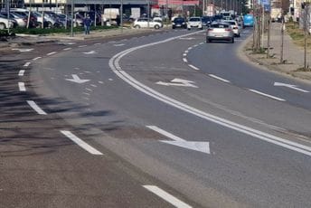 Podgorica: Nakon uklanjanja biciklističkih traka obilježena horizontalna signalizacija Podgorica: Nakon uklanjanja biciklističkih traka obilježena horizontalna signalizacija