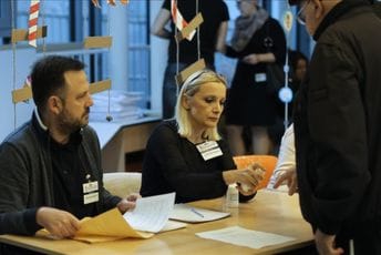 RIK proglasio konačne rezultate izbora u Srbiji RIK proglasio konačne rezultate izbora u Srbiji