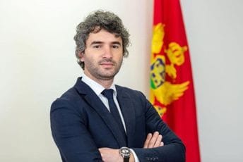 Krstović: Zetski DPS i Mihailo Asanović su sijamski blizanci Krstović: Zetski DPS i Mihailo Asanović su sijamski blizanci