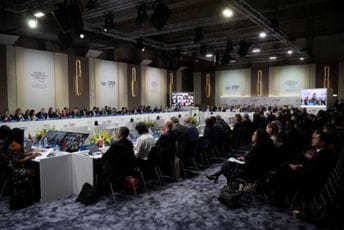 Predstavnici 83 zemlje u Davosu raspravljali o mirovnom planu za Ukrajinu Predstavnici 83 zemlje u Davosu raspravljali o mirovnom planu za Ukrajinu