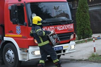 Eksplozija u fabrici u Kruševcu: Jedna osoba stradale, četiri povrijeđene Eksplozija u fabrici u Kruševcu: Jedna osoba stradale, četiri povrijeđene