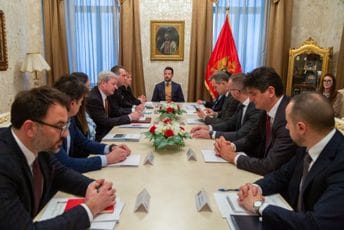 Senat Prijestonice dao saglasnost za nastavak izgradnje žičare Kotor-Lovćen-Cetinje Senat Prijestonice dao saglasnost za nastavak izgradnje žičare Kotor-Lovćen-Cetinje