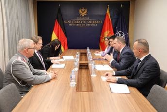 Krapović - Felten: Odlična saradnja vojski Crne Gore i Njemačke Krapović - Felten: Odlična saradnja vojski Crne Gore i Njemačke