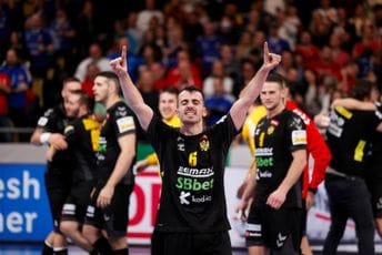 Miloš Vujović: Za nas je svetinja ovaj grb, nikad nećemo sagnuti glavu kad igramo za njega Miloš Vujović: Za nas je svetinja ovaj grb, nikad nećemo sagnuti glavu kad igramo za njega