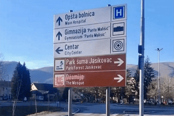 Muratović: Nadležni da utvrde ko je precrtao putokaz za džamiju na saobraćajnom znaku u Beranama Muratović: Nadležni da utvrde ko je precrtao putokaz za džamiju na saobraćajnom znaku u Beranama