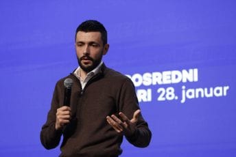 Živković: Ogriješili smo se o iskrene članove, oni koji su bili privilegovani danas nijesu sa nama Živković: Ogriješili smo se o iskrene članove, oni koji su bili privilegovani danas nijesu sa nama