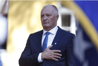 Ministar odbrane BiH podnio krivičnu prijavu protiv Dodika, svog zamjenika i pukovnika Oružanih snaga Ministar odbrane BiH podnio krivičnu prijavu protiv Dodika, svog zamjenika i pukovnika Oružanih snaga