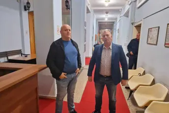 Nastavljeno suđenje bageristi sa Adžića krivine; Policajac: Auta krvnički prevrtali Nastavljeno suđenje bageristi sa Adžića krivine; Policajac: Auta krvnički prevrtali