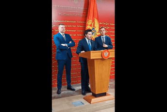 Abazović: Nijedna vlada DPS nije ovo radila, kakvi god da su bili Abazović: Nijedna vlada DPS nije ovo radila, kakvi god da su bili