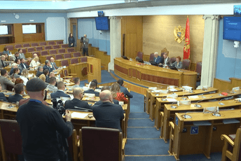 Skupština ponovno usvojila dva zakona koje je Milatović vratio, Zakon o elektronskim komunikacijama nije ponovo izglasan Skupština ponovno usvojila dva zakona koje je Milatović vratio, Zakon o elektronskim komunikacijama nije ponovo izglasan