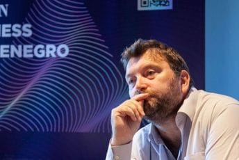 Nikolić o rekordu Tirane i našem auto-putu: Crna Gora ne zna efikasno da upravlja resursima, promašeni prioriteti
