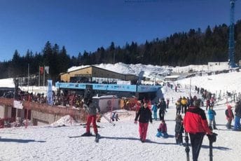 Uprkos snijegu: Neizvjestan početak ski sezone u Kolašinu i Rožajama Ilustracija