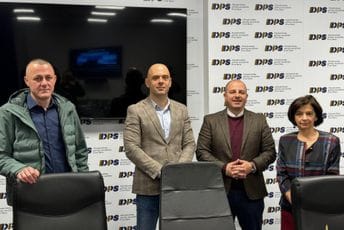 DPS: Ovo je redosljed kandidata za potpredsjednike na glasačkom listiću DPS: Ovo je redosljed kandidata za potpredsjednike na glasačkom listiću