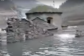 Italijansko selo se pojavljuje svakih nekoliko decenija, "izroniće" i ove godine Italijansko selo se pojavljuje svakih nekoliko decenija, "izroniće" i ove godine