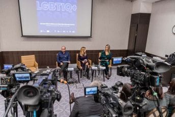 Knežević: Nasilje i govor mržnje prema LGBTIQ+ osobama i dalje neadekvatno procesuirani; Uljarević: U borbi za ljudska prava nema zauvijek dobijenih bitaka Knežević: Nasilje i govor mržnje prema LGBTIQ+ osobama i dalje neadekvatno procesuirani; Uljarević: U borbi za ljudska prava nema zauvijek dobijenih bitaka