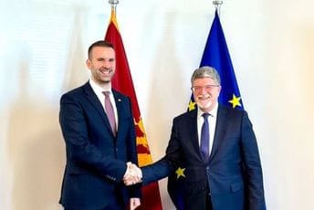 Spajić sa Piculom: Crna Gora konačno napravila neke iskorake, pitanja sa Hrvatskom rješavati bez tenzija Spajić sa Piculom: Crna Gora konačno napravila neke iskorake, pitanja sa Hrvatskom rješavati bez tenzija