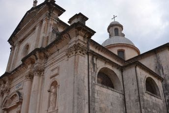 Barokni biser građen 120 godina: Bogorodičin hram u Prčanju Barokni biser građen 120 godina: Bogorodičin hram u Prčanju