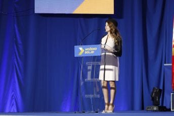 Vuković - Kuč: Crna Gora nestaje dok Spajić, Mandić i Bečić identitetska pitanja prepuštaju nižim činovnicima Vuković - Kuč: Crna Gora nestaje dok Spajić, Mandić i Bečić identitetska pitanja prepuštaju nižim činovnicima