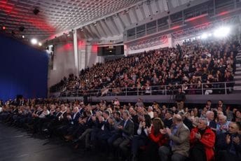 DPS: Njihove gluposti nas neće spriječiti - zaustavićemo vlast na putu rušenja Ustava i pravnog poretka