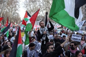 U Madridu 20.000 propalestinskih demonstranata održalo protest U Madridu 20.000 propalestinskih demonstranata održalo protest