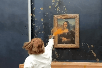 Klimatski aktivisti gađali Mona Lizu - supom (VIDEO) Klimatski aktivisti gađali Mona Lizu - supom (VIDEO)