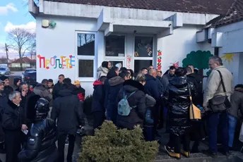 Čije su prostorije MZ i vrtića: U Nikšiću danas održan protest Čije su prostorije MZ i vrtića: U Nikšiću danas održan protest
